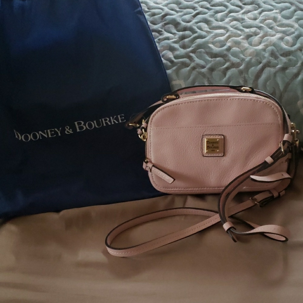 NWT Dooney & Bourke Ambler Purse